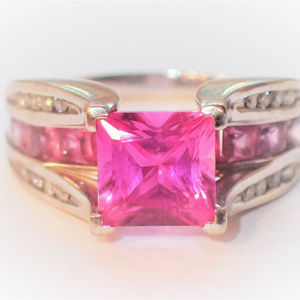Bright Pink Sapphire and Diamond 10k Gold Ring